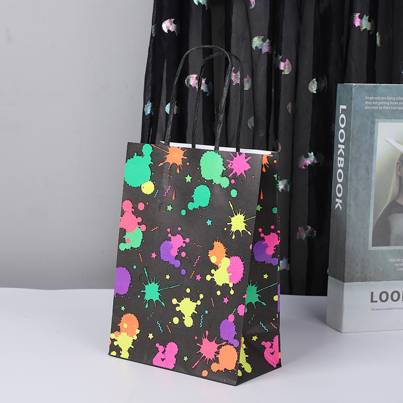 Glow In Dark Paper Gift Bag Ne - огляд і ціна Let'S Party Event Supply